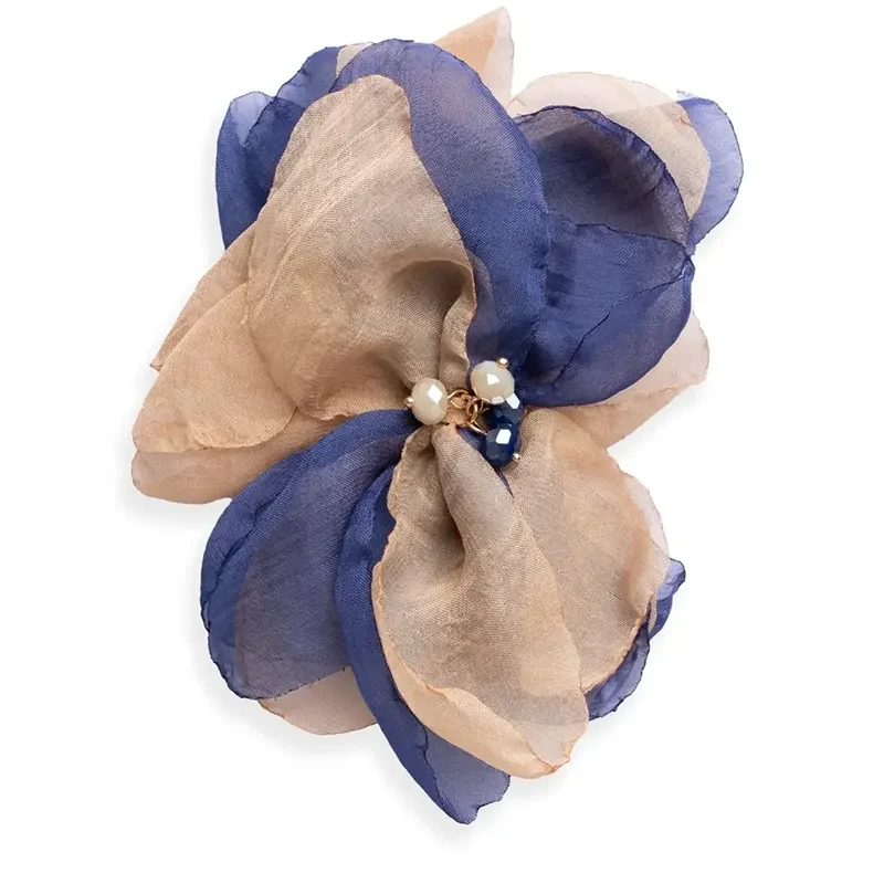 MYA ACCESSORIES | Spilla a forma di fiore in tessuto Blu/Beige
